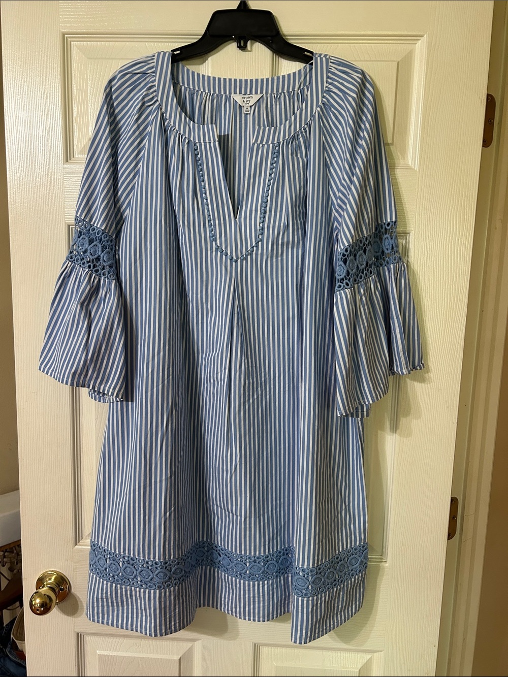 Crown & Ivy Dress